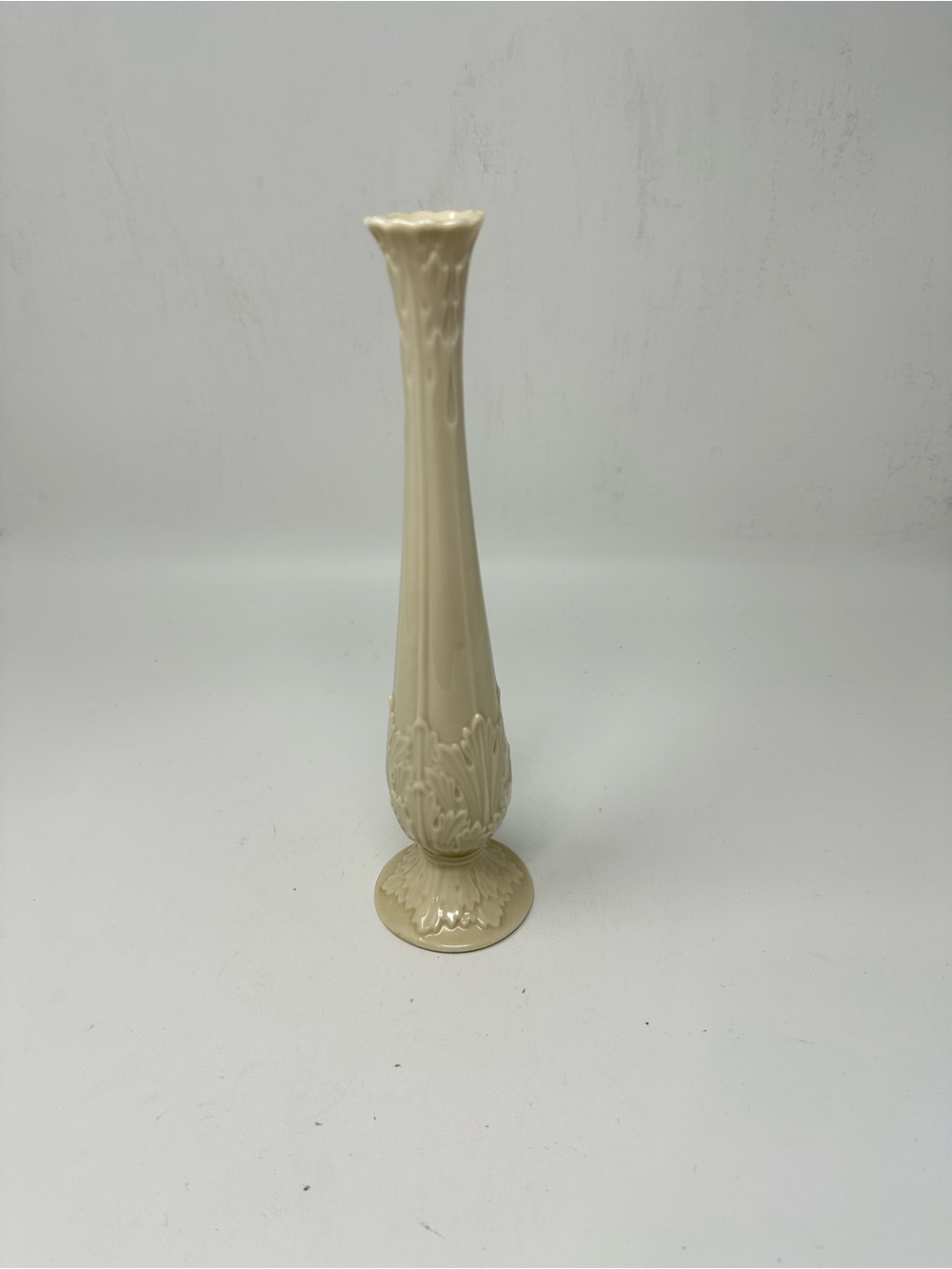 Lenox Glass Bud Vase Florentine Collection Acanthus Leaf 11"